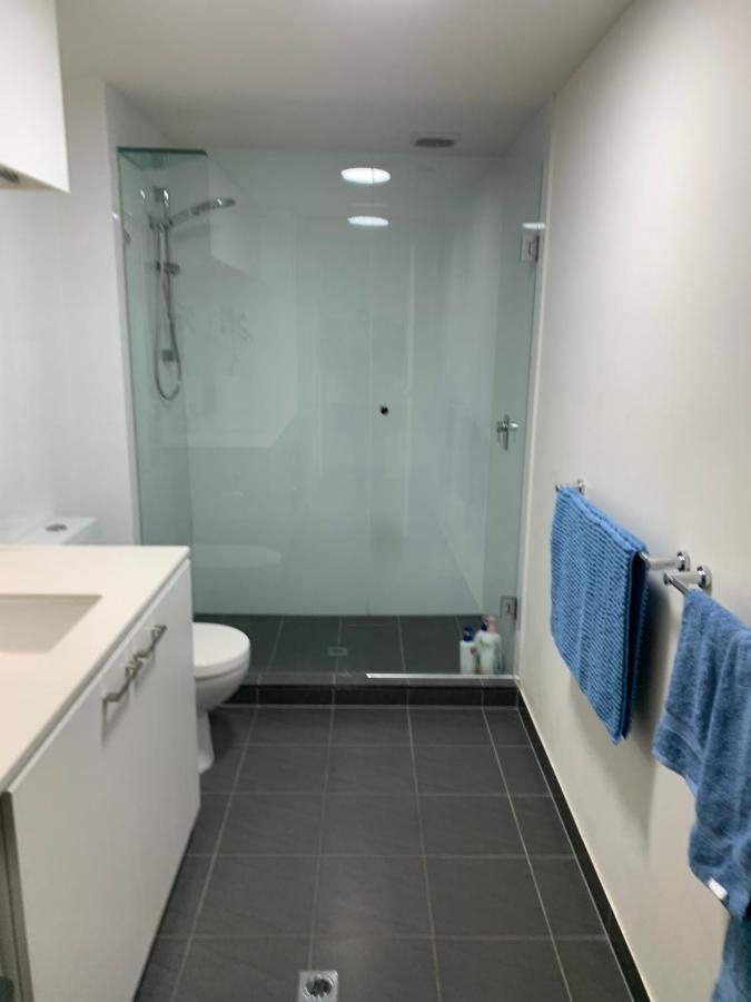Market Precinct Luxury Apartment *