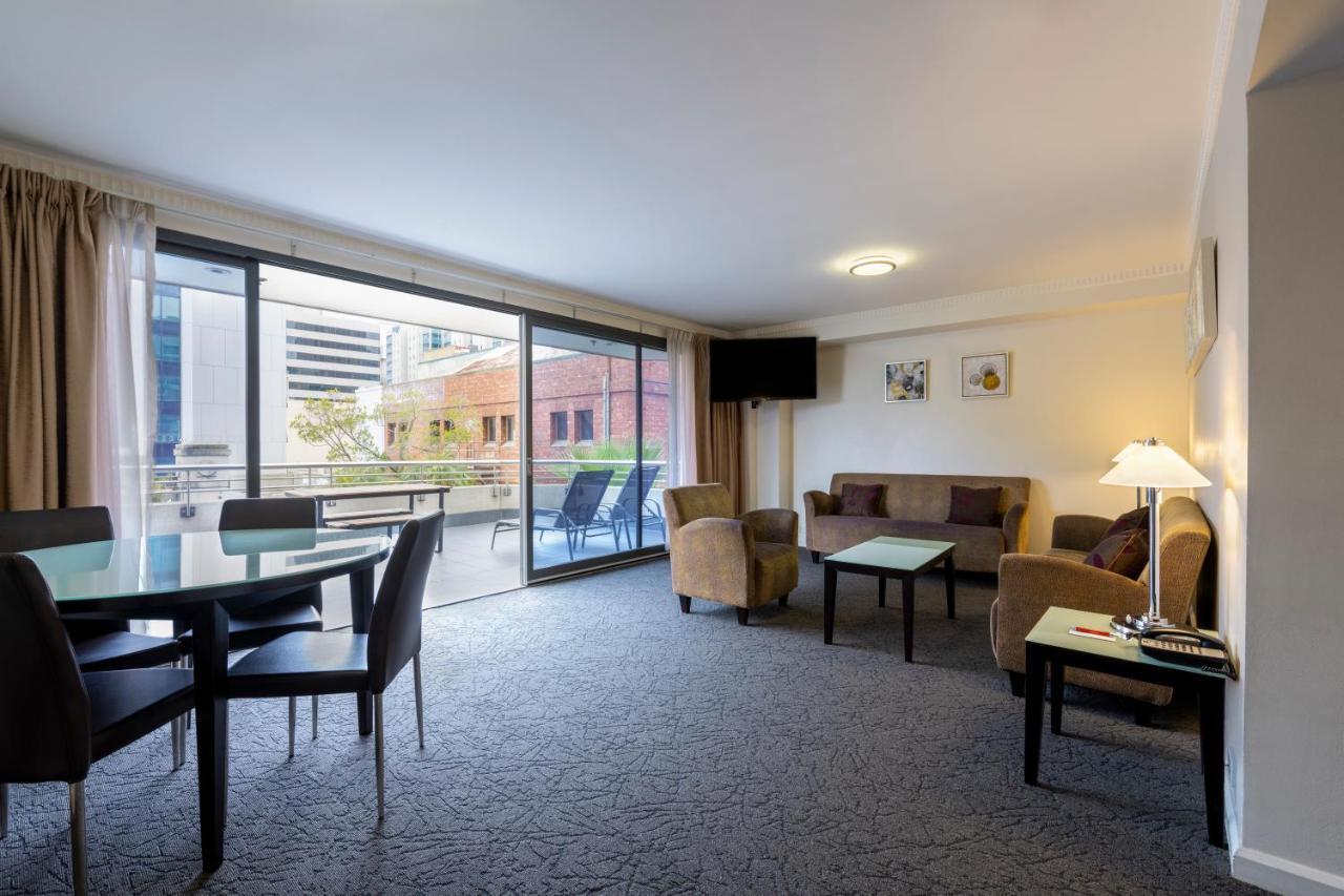 Grand Chancellor 4* Adelaide