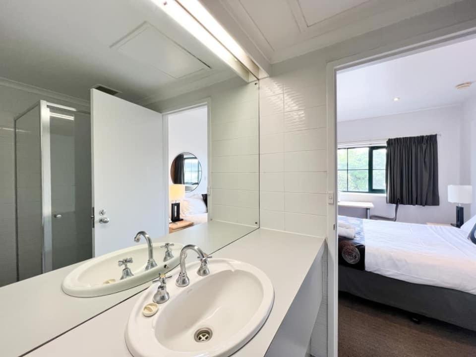431/247 Gouger St Ex In Apartment Adelaide
