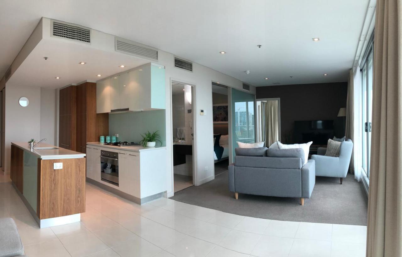 96 North Terrace Stylish Penthouse Adelaide