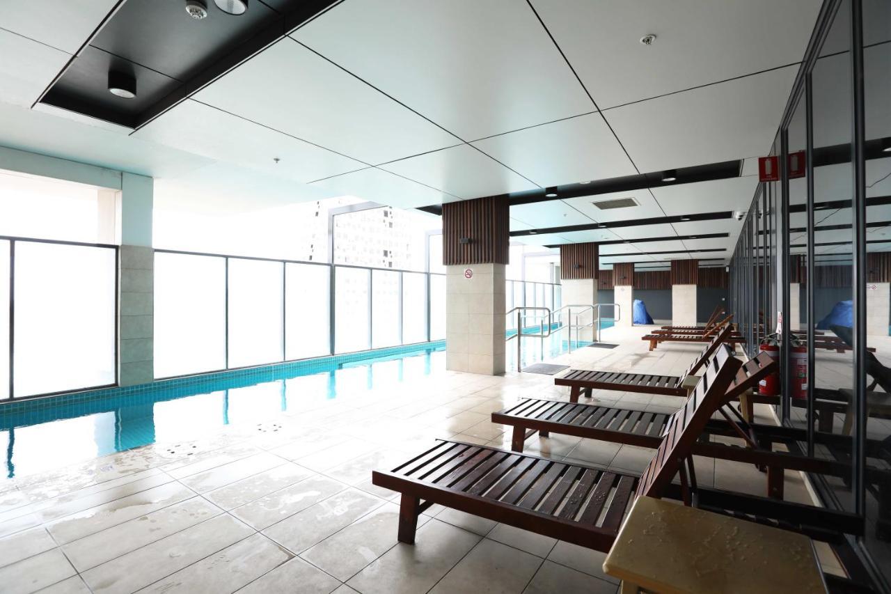 Apartment Cbd Skyview: Urban Oasis With Panoramic Views