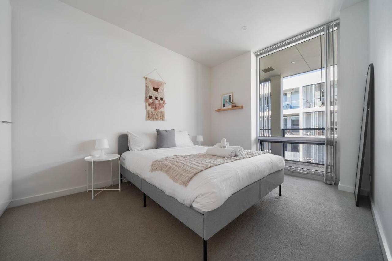 Luxury In Bowden Apartment Adelaide