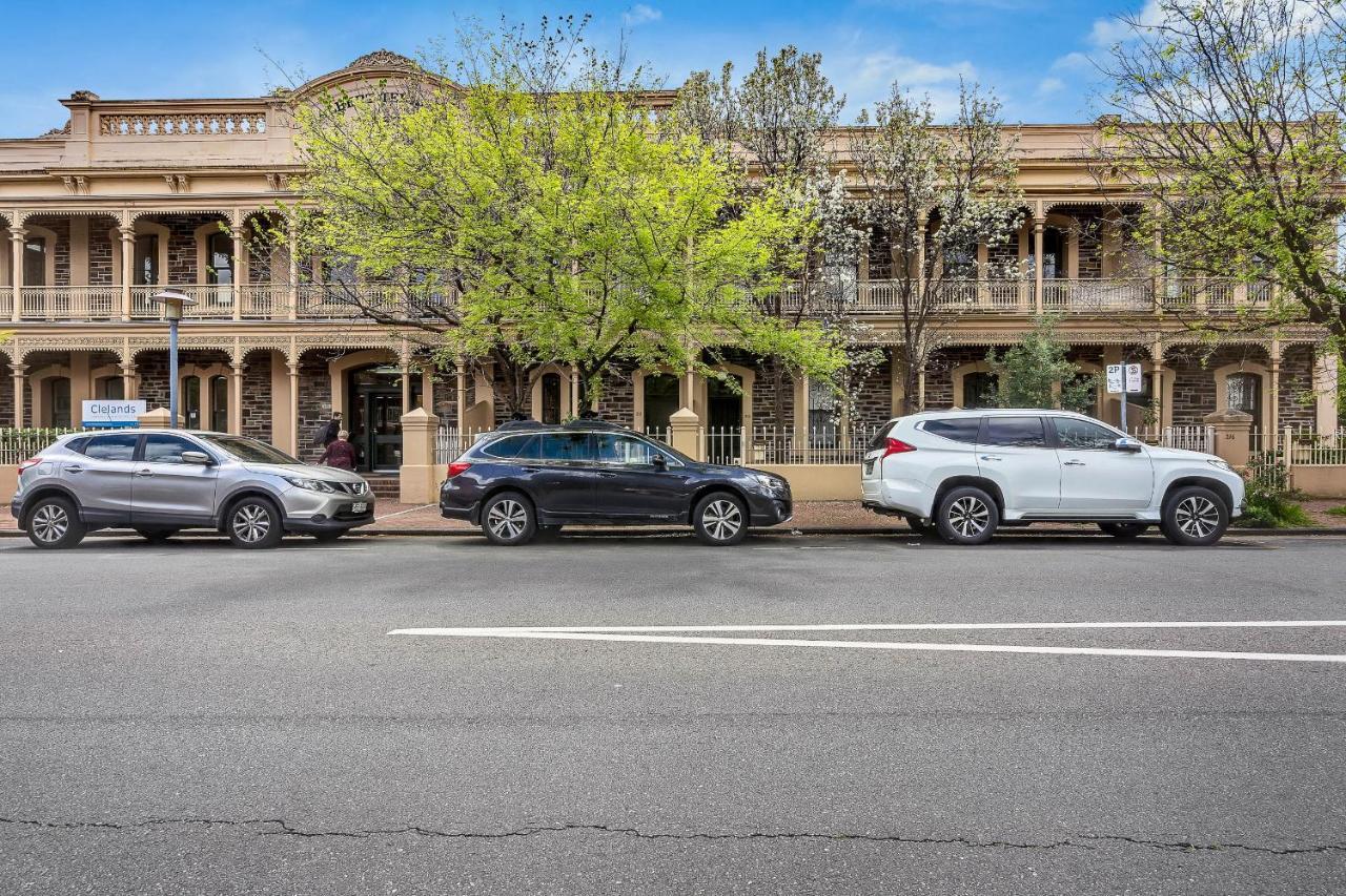 Holiday home Swainson On Carrington Adelaide
