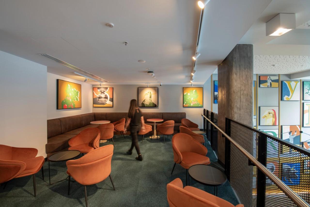 Hotel Tryp By Wyndham 4*