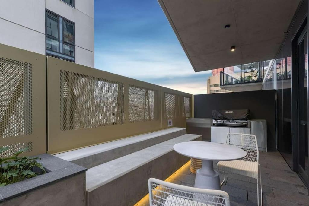 Realm 1206 Apartment Adelaide