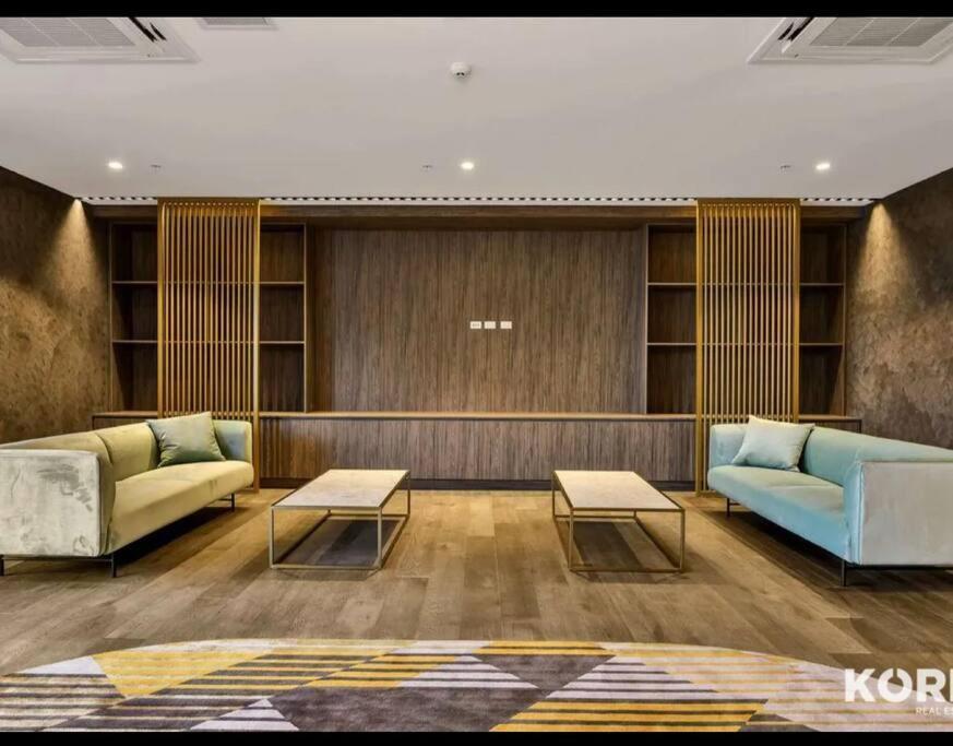 Apartment Realm 1206 *