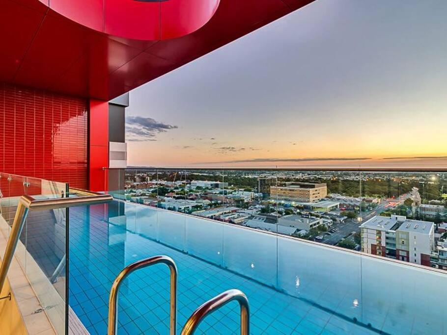 Apartment Prestige 2bd Gym/pool *