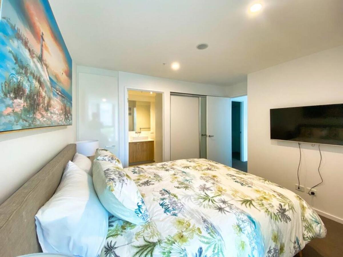 Modern 2br In Cbd With Pool-gym-bbq *