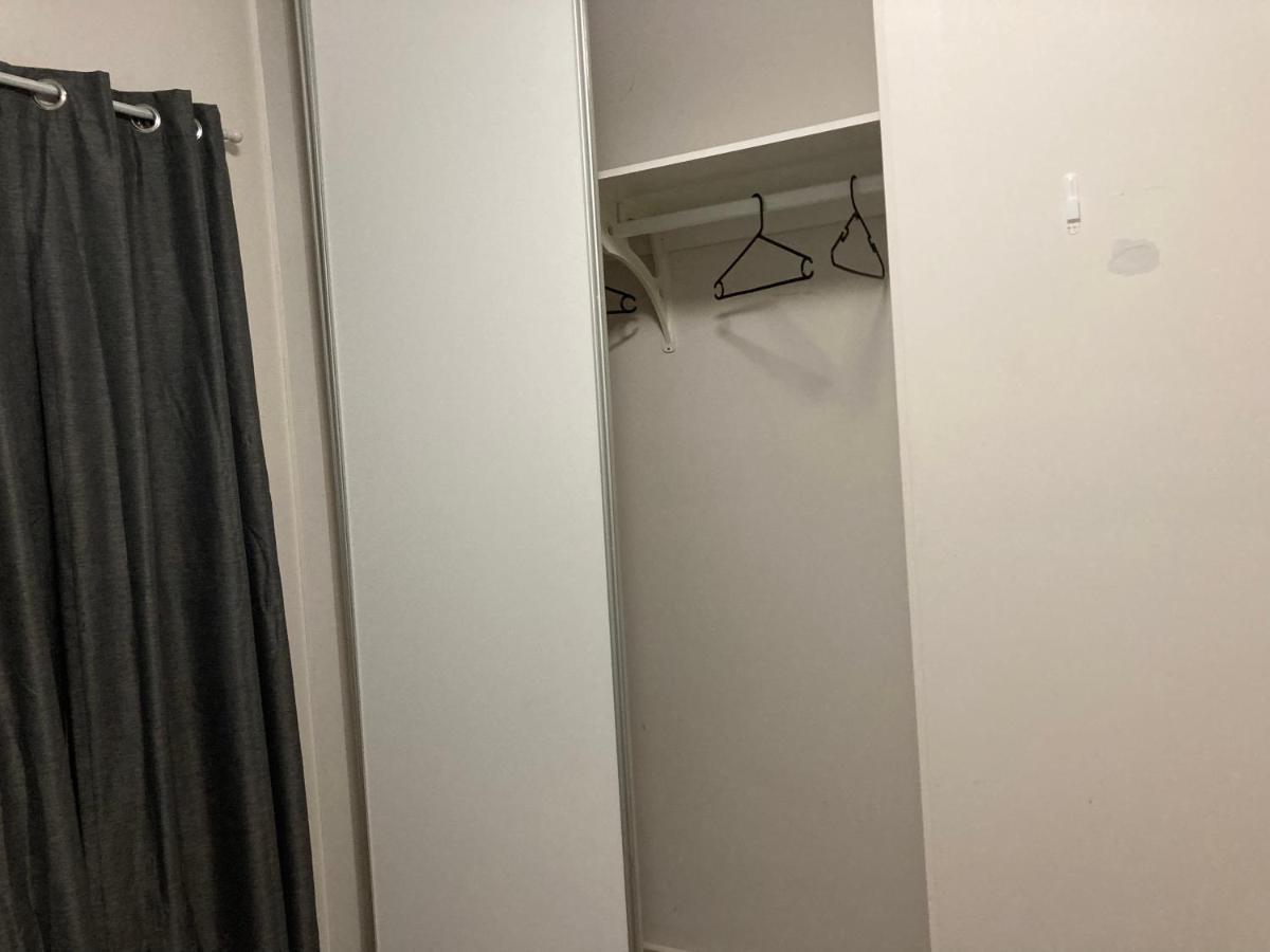 A Close To Shopping Centre Homestay