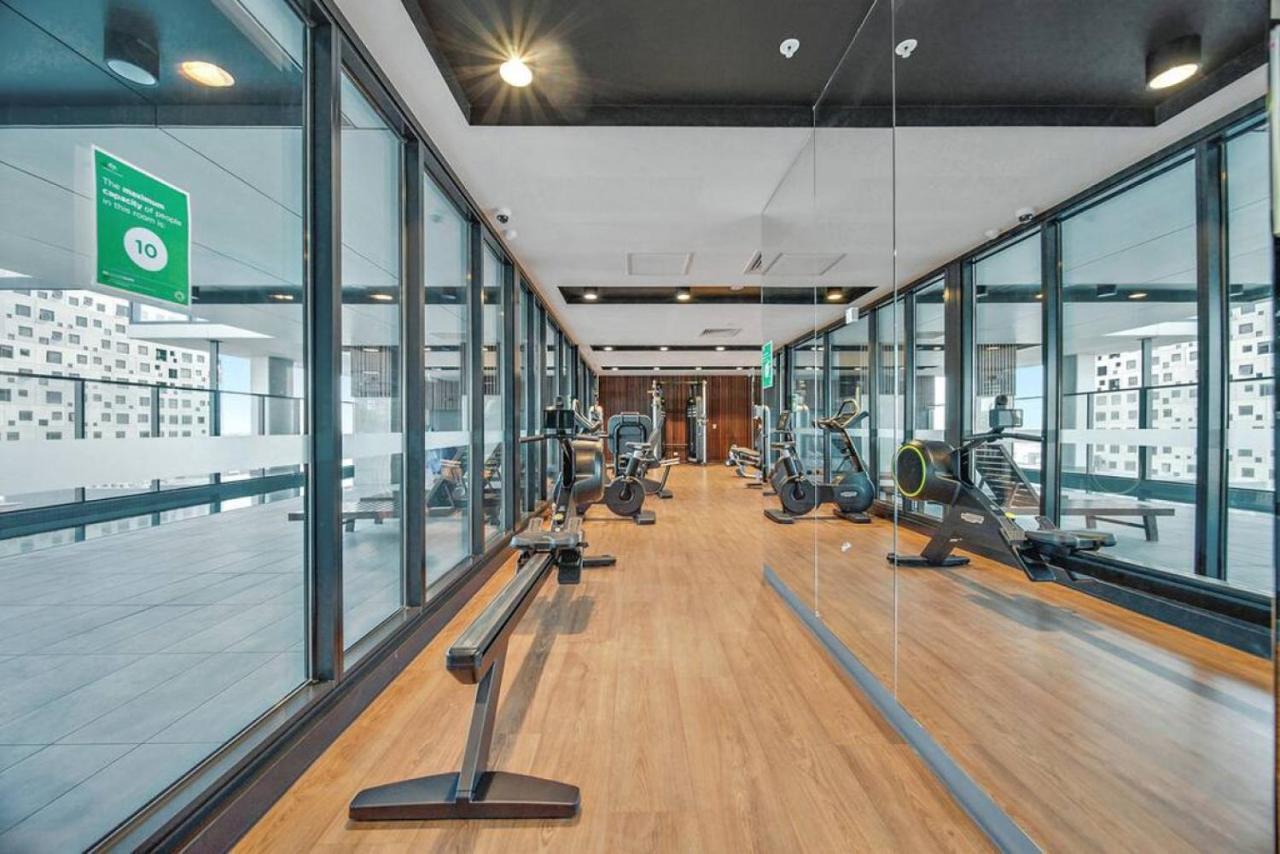 Modern 2br In Cbd With Pool-gym-bbq Apartment Adelaide