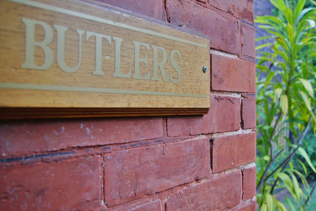 Buxton Manor Bed & Breakfast