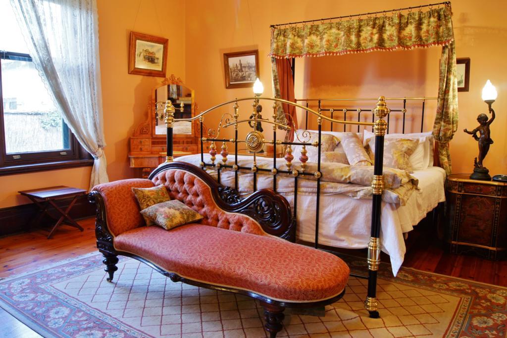 Buxton Manor Bed & Breakfast 4*
