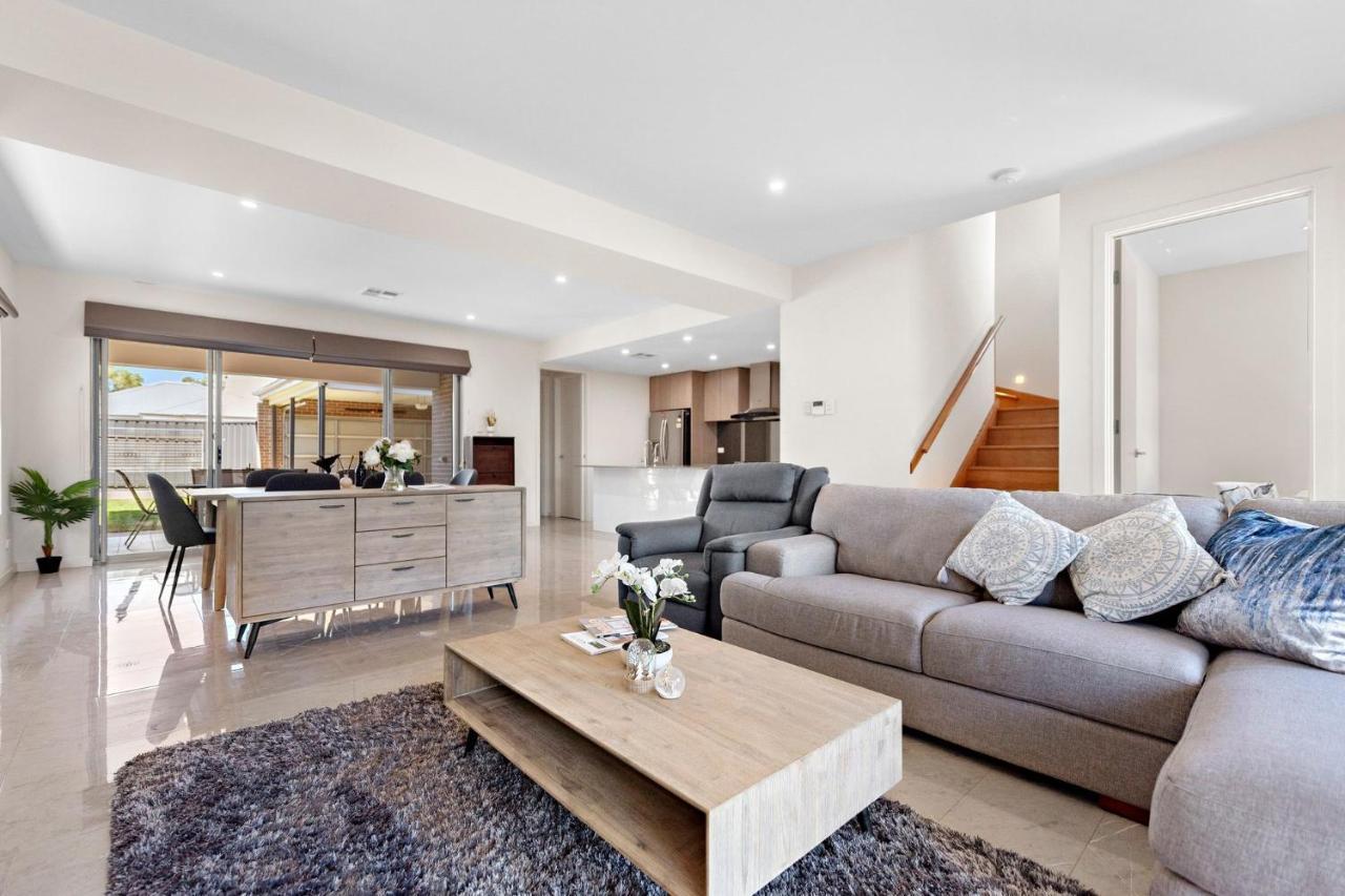 Holiday home Clover - The Split-level Sanctuary In Payneham South