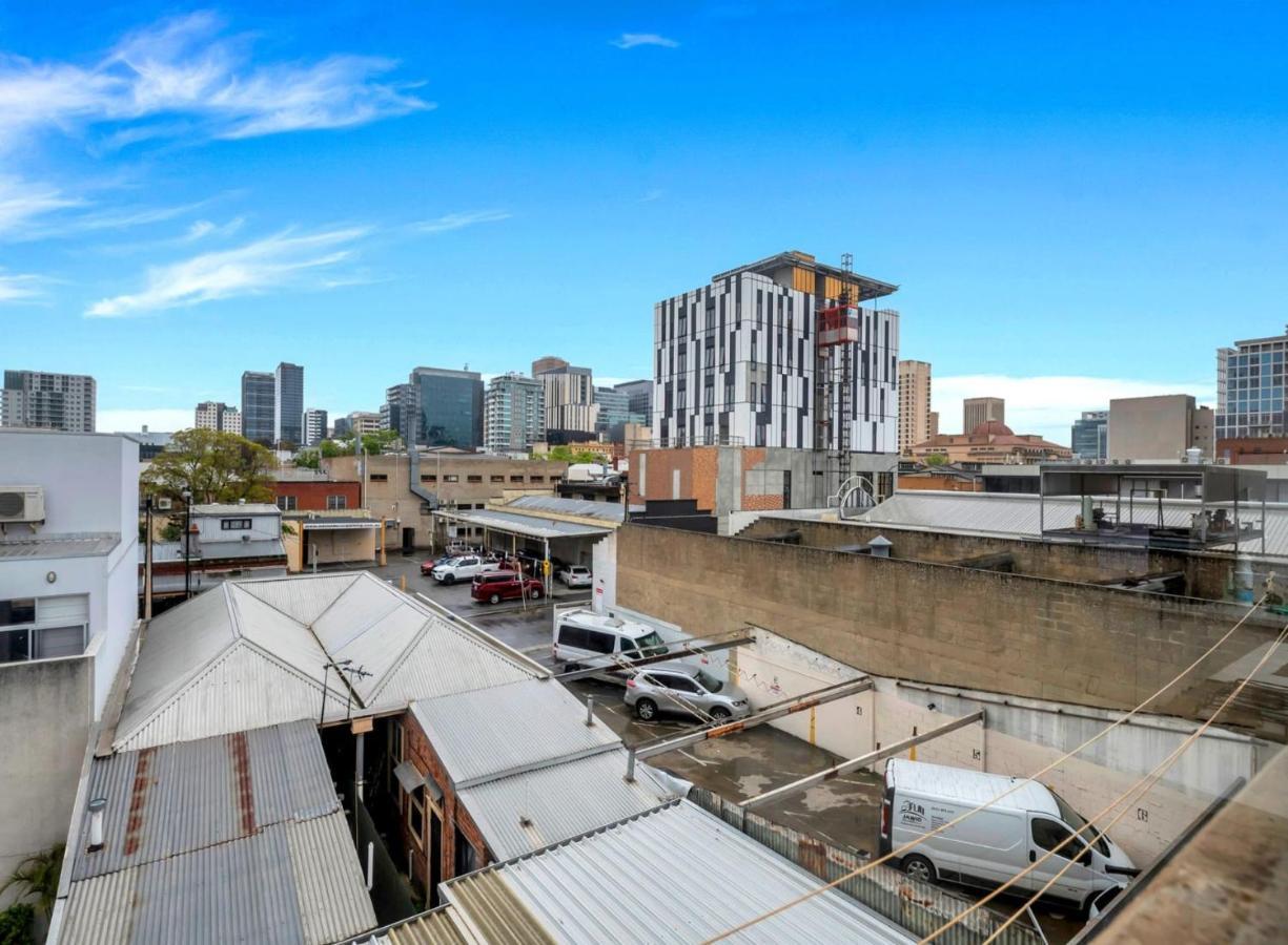 Hotel 17 Wright Adelaide