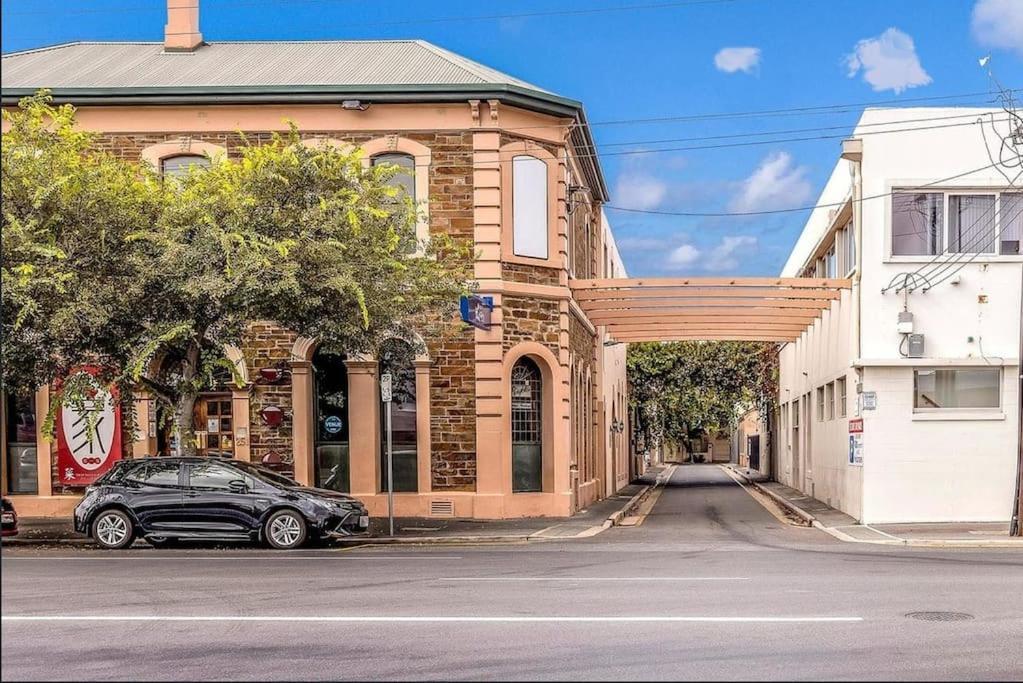 Inn The Hidden Gem - Cbd Adelaide