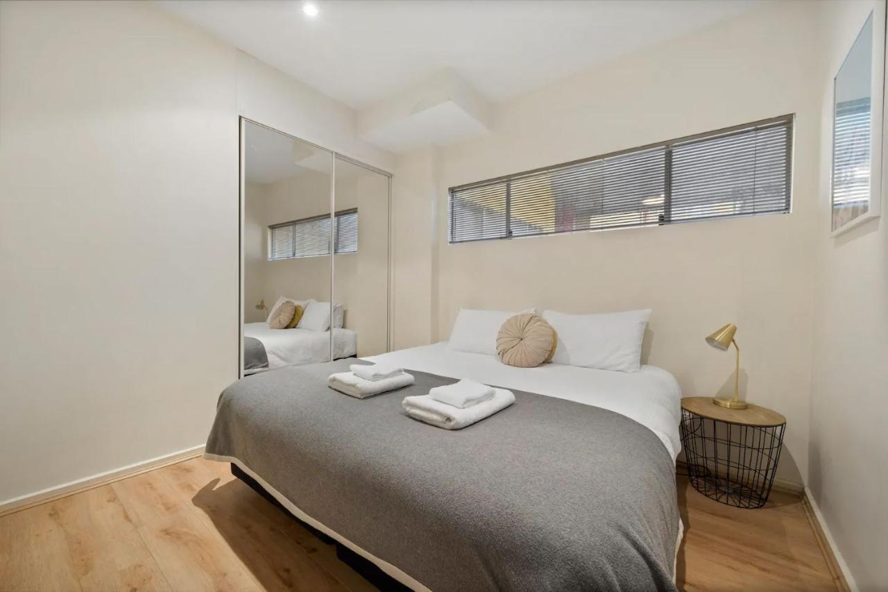 Azalea - Rundle Mall Edge On York Apartment