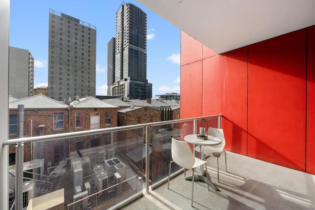 Azalea - Rundle Mall Edge On York Apartment *