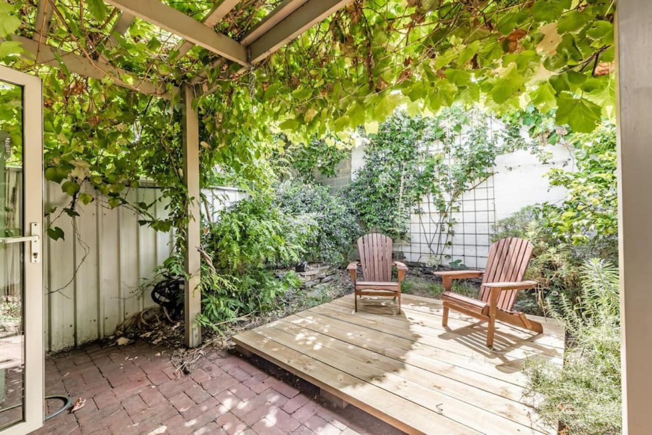 Holiday home Stylish And Modern 2 Bedroom Townhouse In Claxton Adelaide