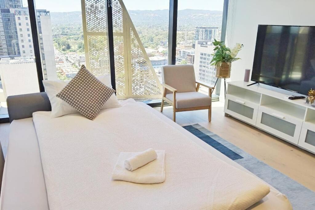 Luxury Cbd Exceptional View Level 21 Apartment