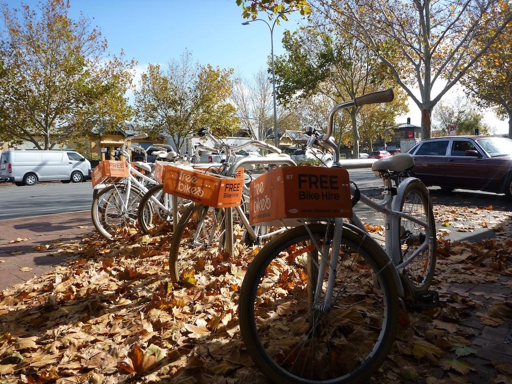 Travellers Backpackers Albergue Adelaide