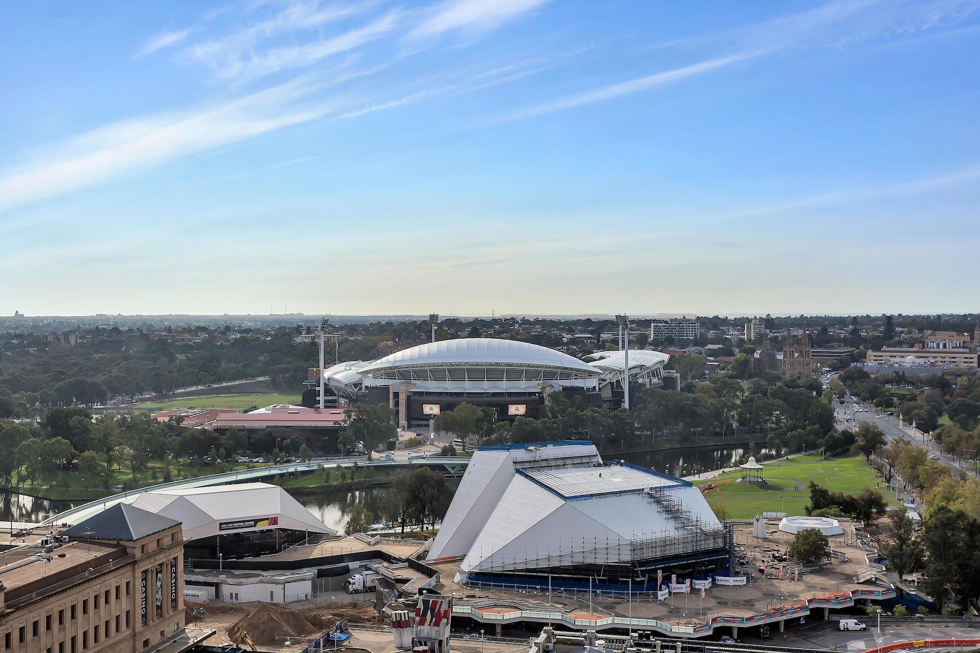 Stamford Plaza 5* Adelaide