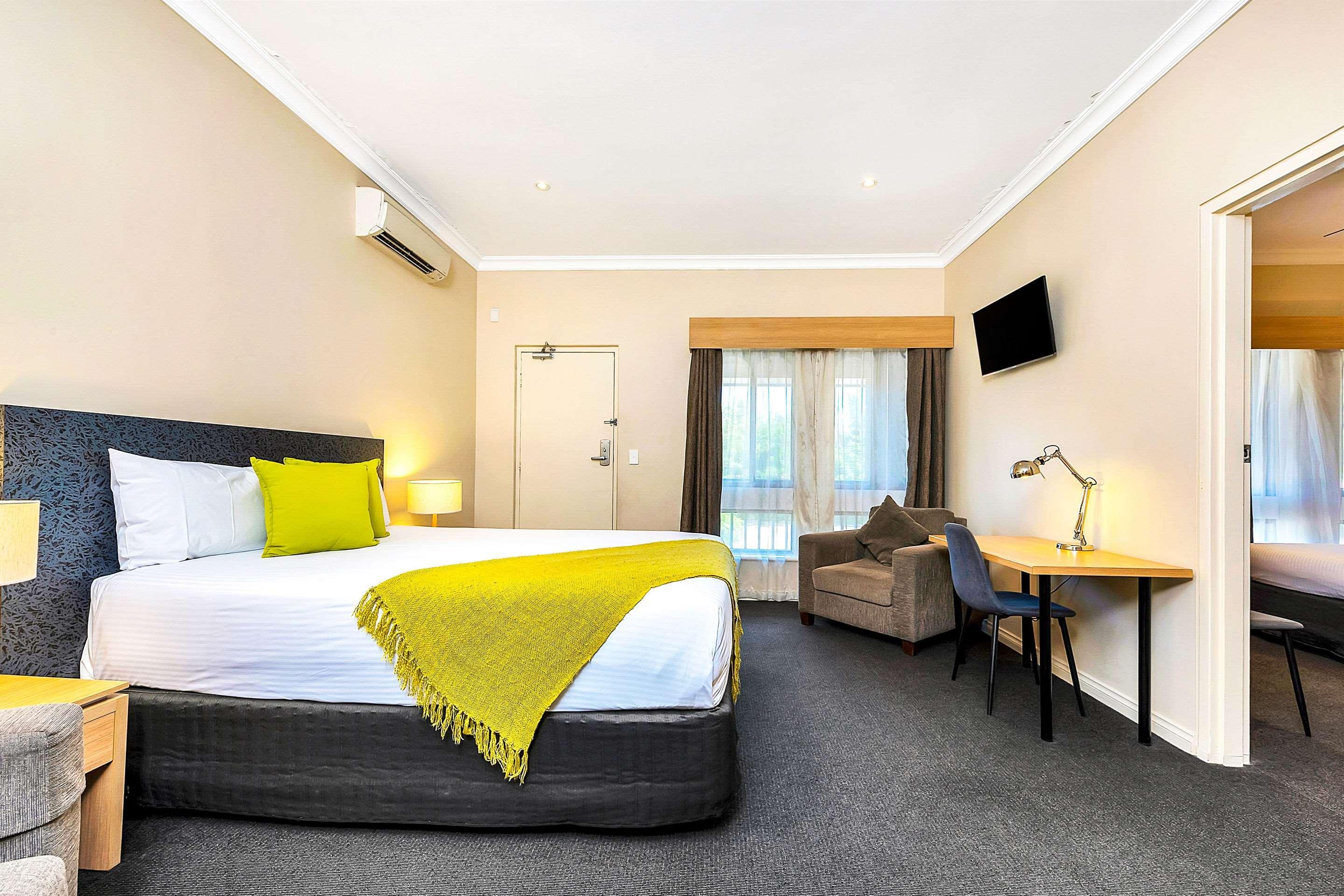 Comfort & Sombrero Hotel 4*