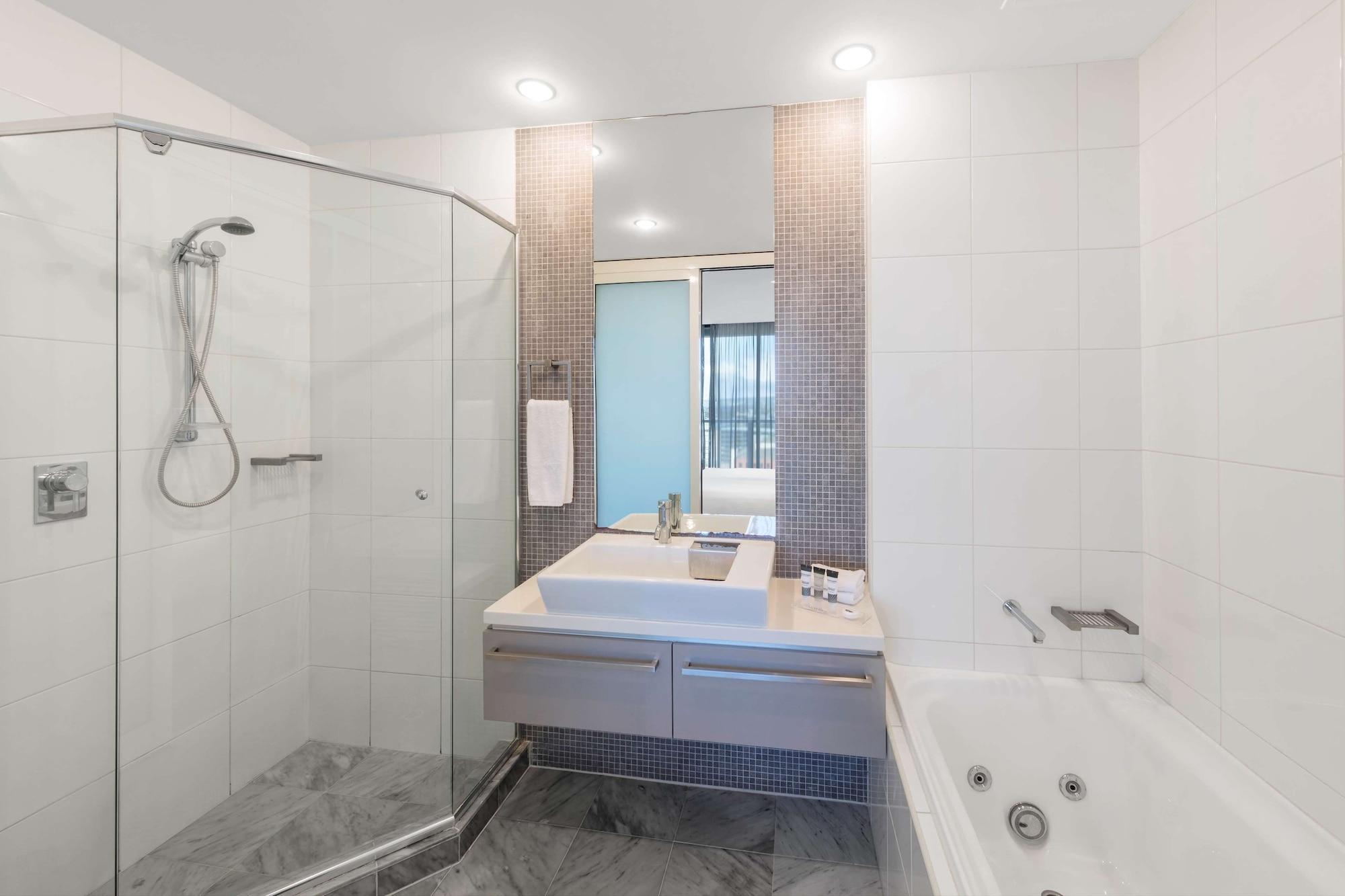 Oaks Horizons Aparthotel