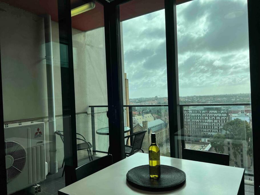 2br Entire * Adelaide