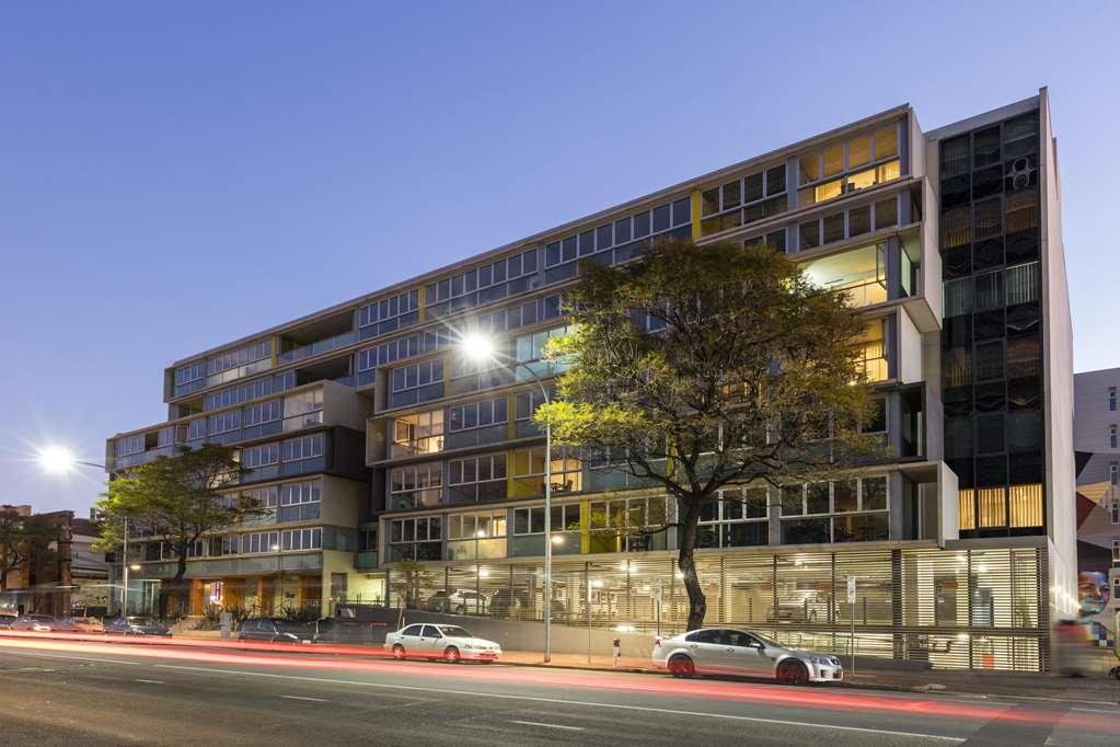 Aparthotel Istay Precinct