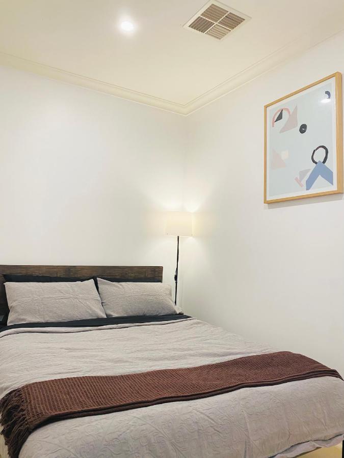Bundled Bliss 2 Bedroom In Cbd *
