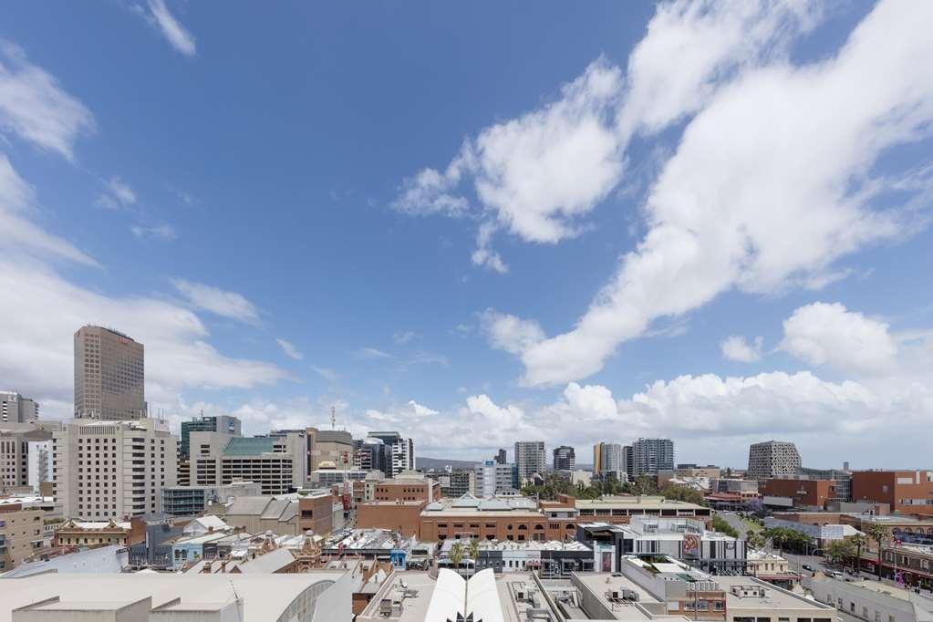 Oaks Embassy Aparthotel Adelaide