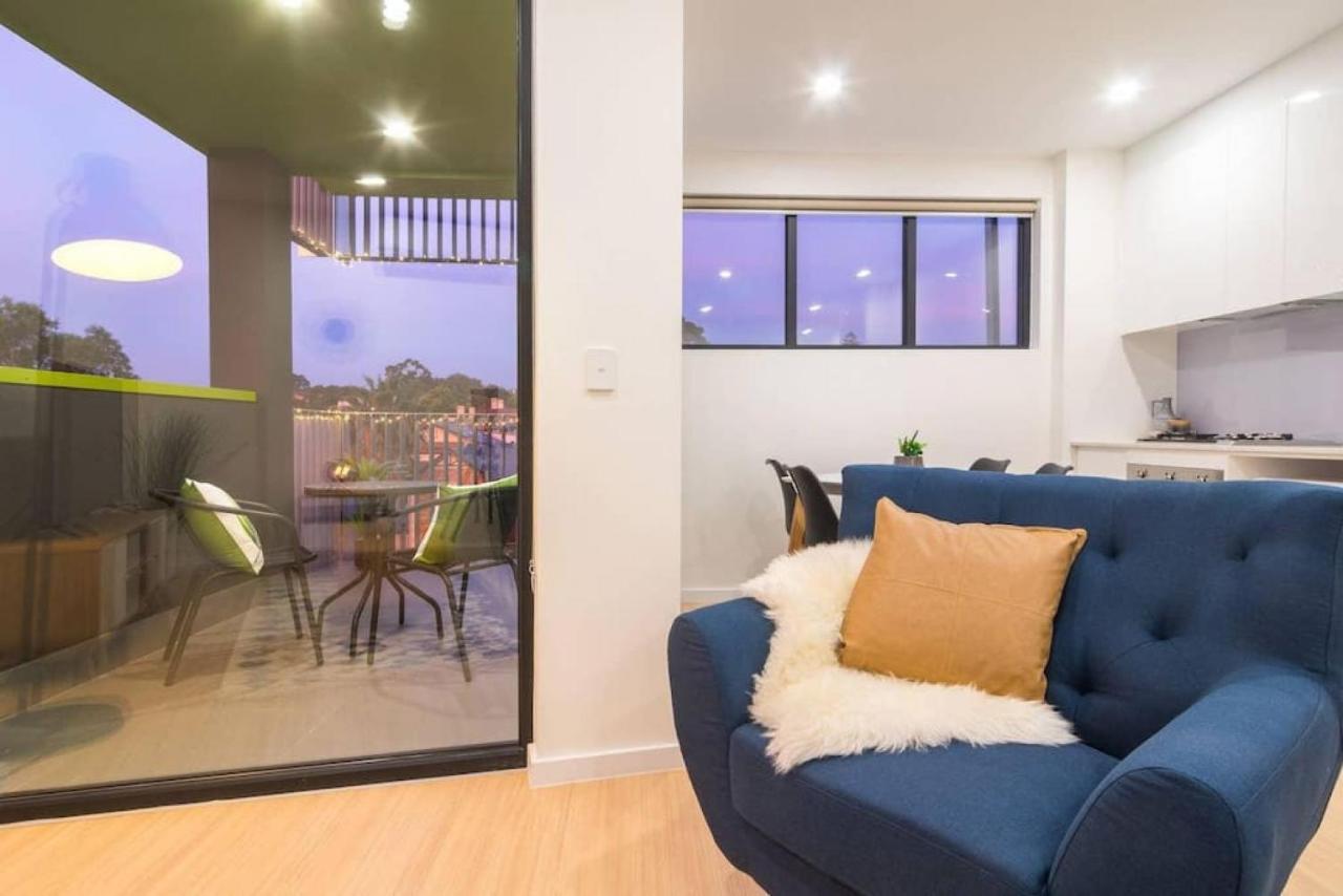 Apartment Canopy At 44 Ovingham *