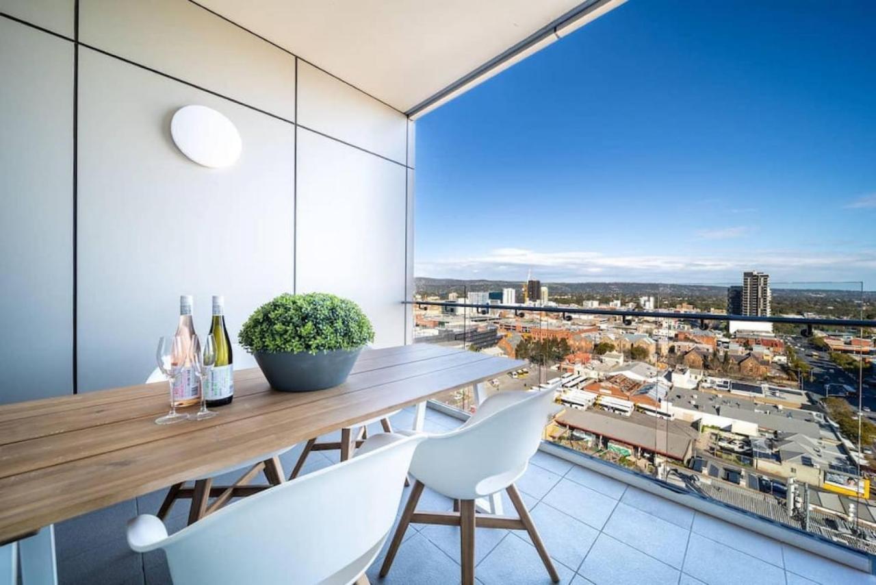 Divinity On Morphett Apartment *