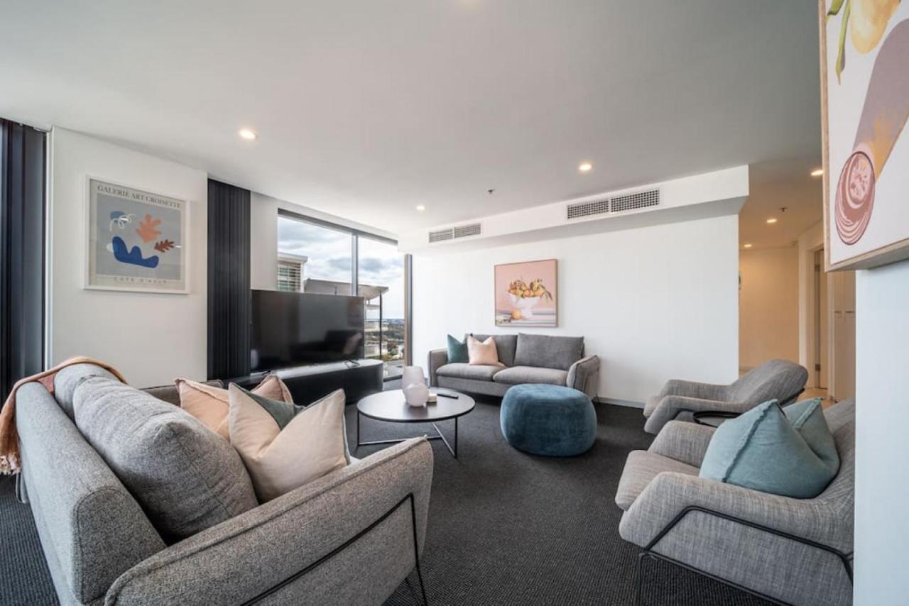 Apartment Onyx On North Tce Cbd Penthouse Pool Parking Adelaide