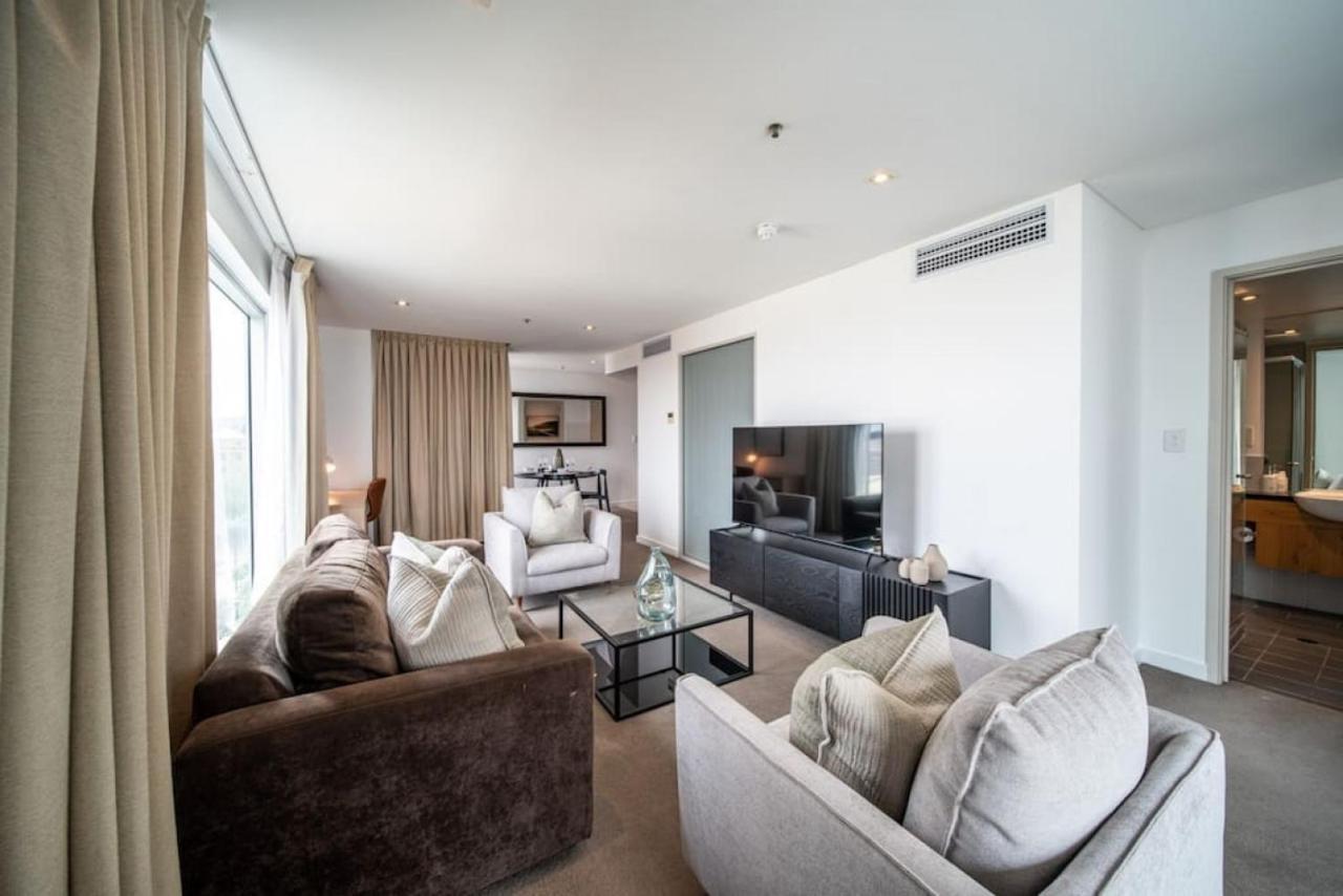 The North Star View Jacuzzi Sauna Apartment Adelaide