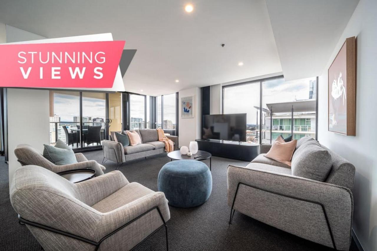 Onyx On North Tce Cbd Penthouse Pool Parking