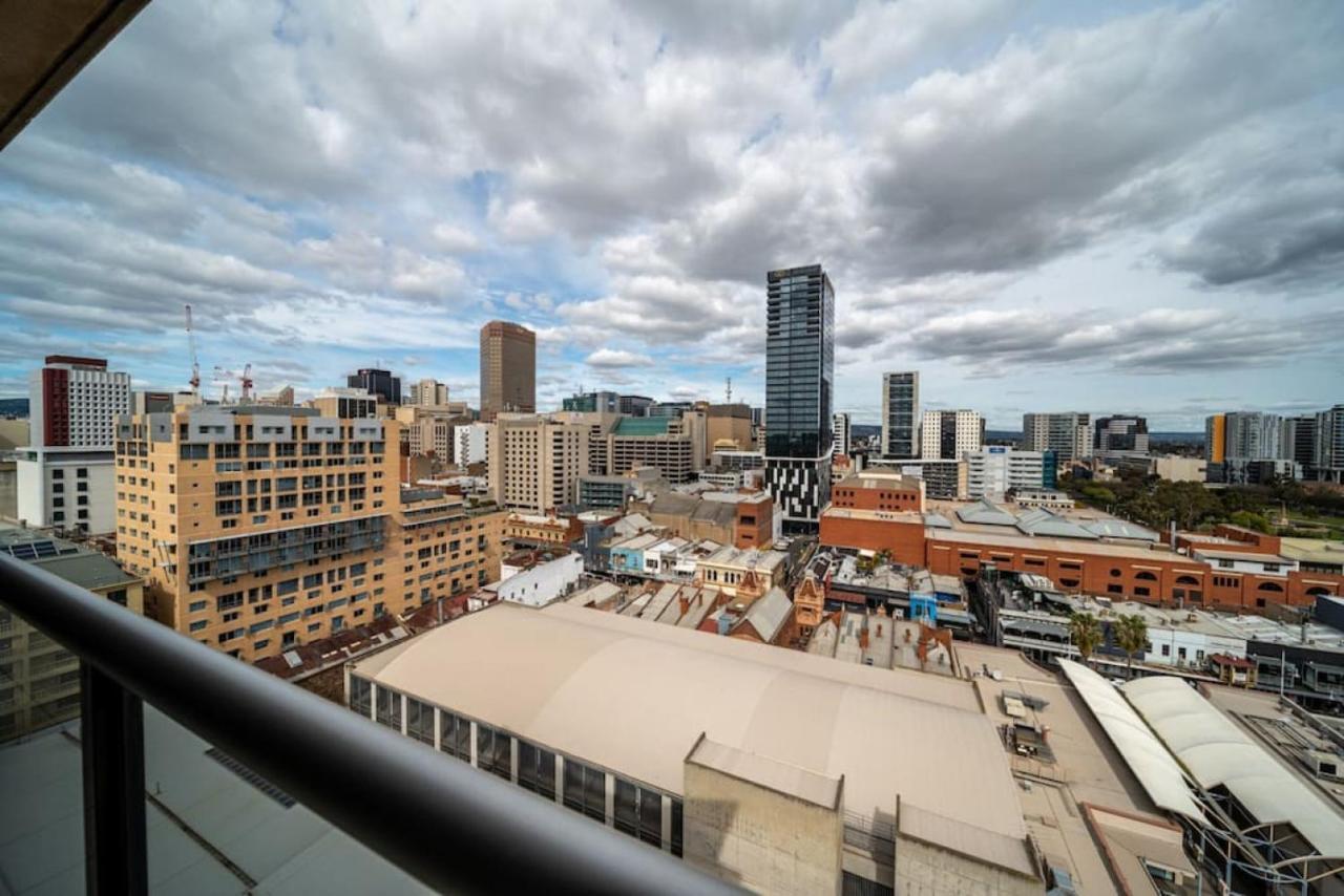 Apartment Onyx On North Tce Cbd Penthouse Pool Parking Adelaide