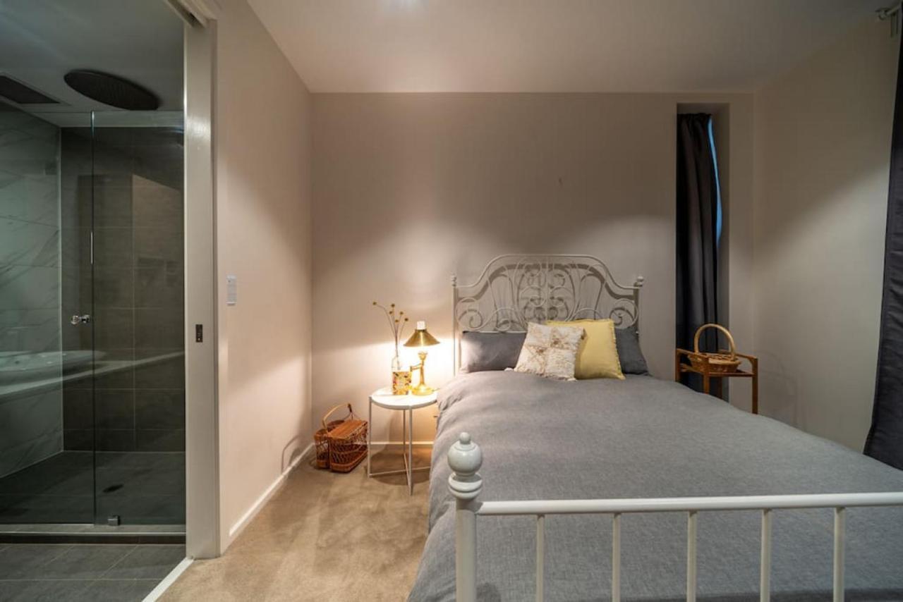 Apartment Spark Penthouse The Aria With Carpark