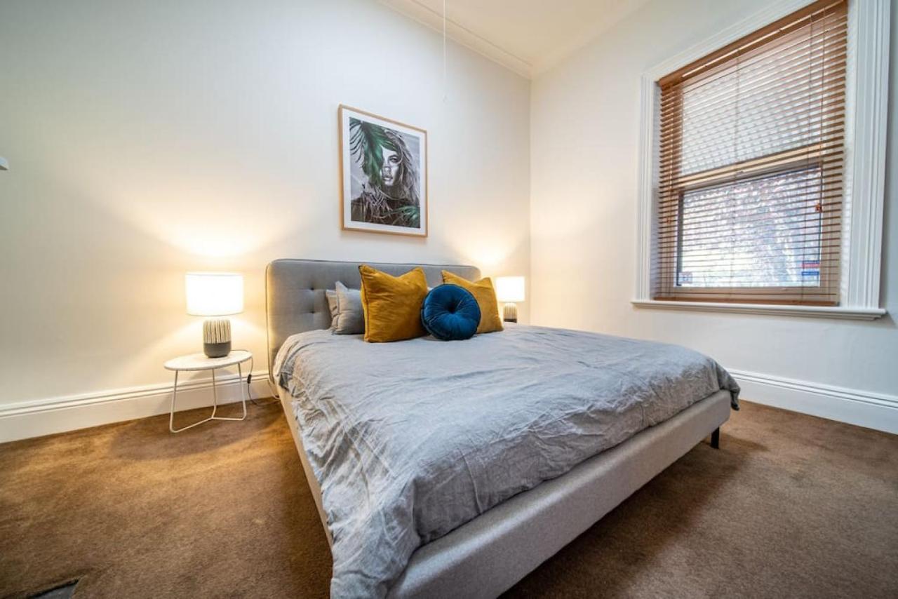 Irmas Place On Halifax Holiday home