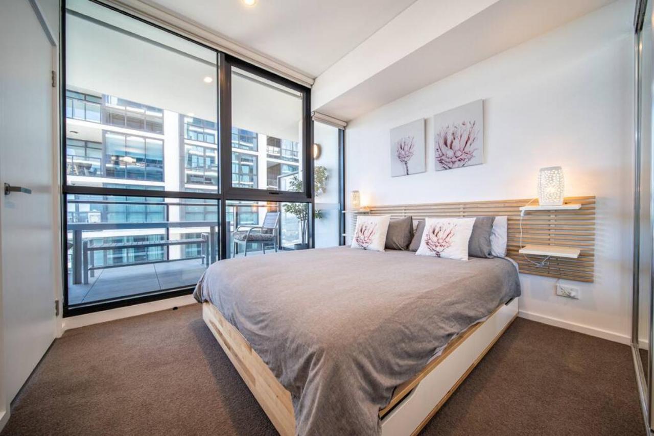 The Palms At West Franklin Apartment Adelaide
