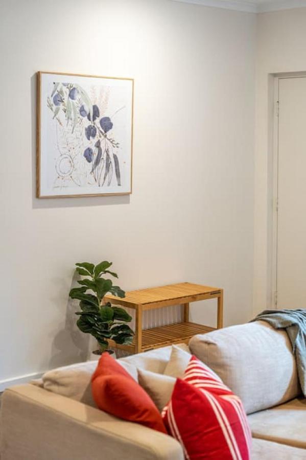Melbourne St Explorer Apartment *