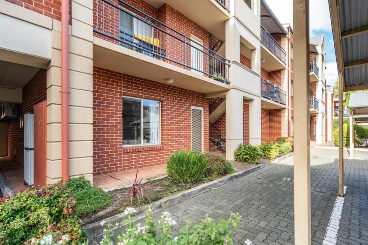 Melbourne St Explorer Apartment Adelaide