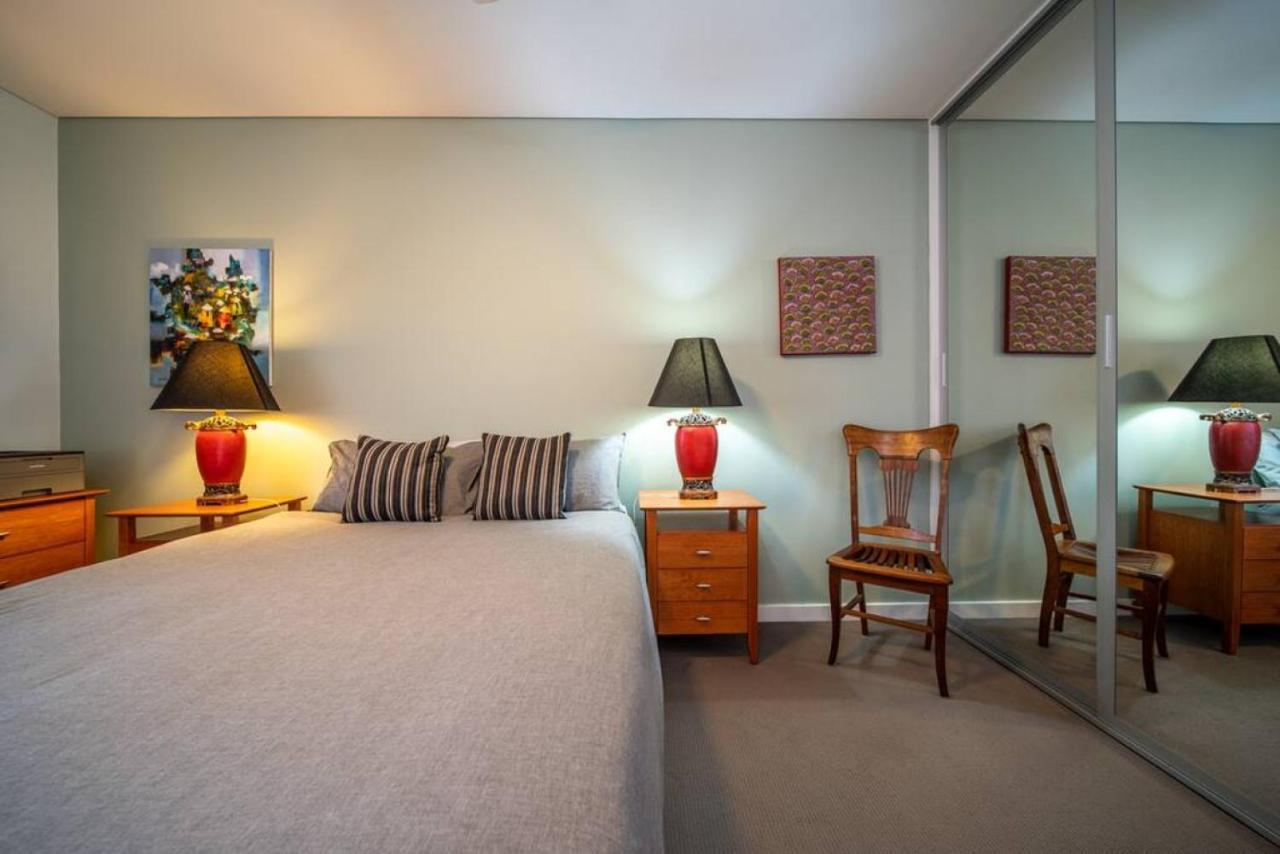 Apartment Get Comfy On Frew St