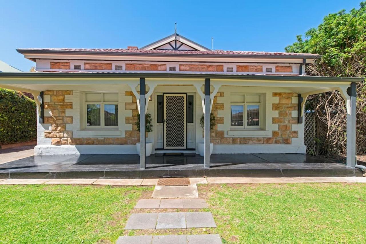 Charming 3-bedroom Sandstone Haven With Free Wine * Adelaide