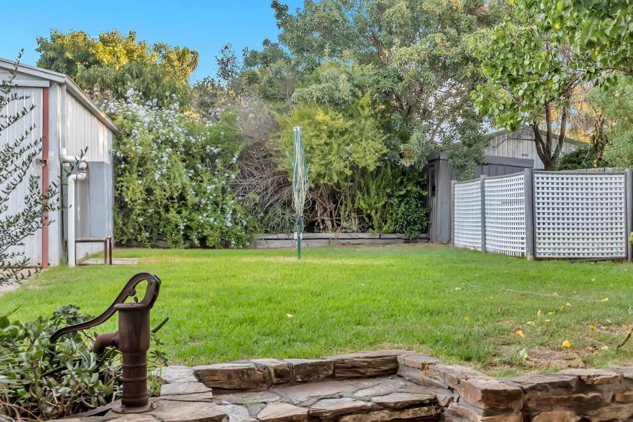 'harmony Lodge' A Cheerful Beachside Refresh * Adelaide