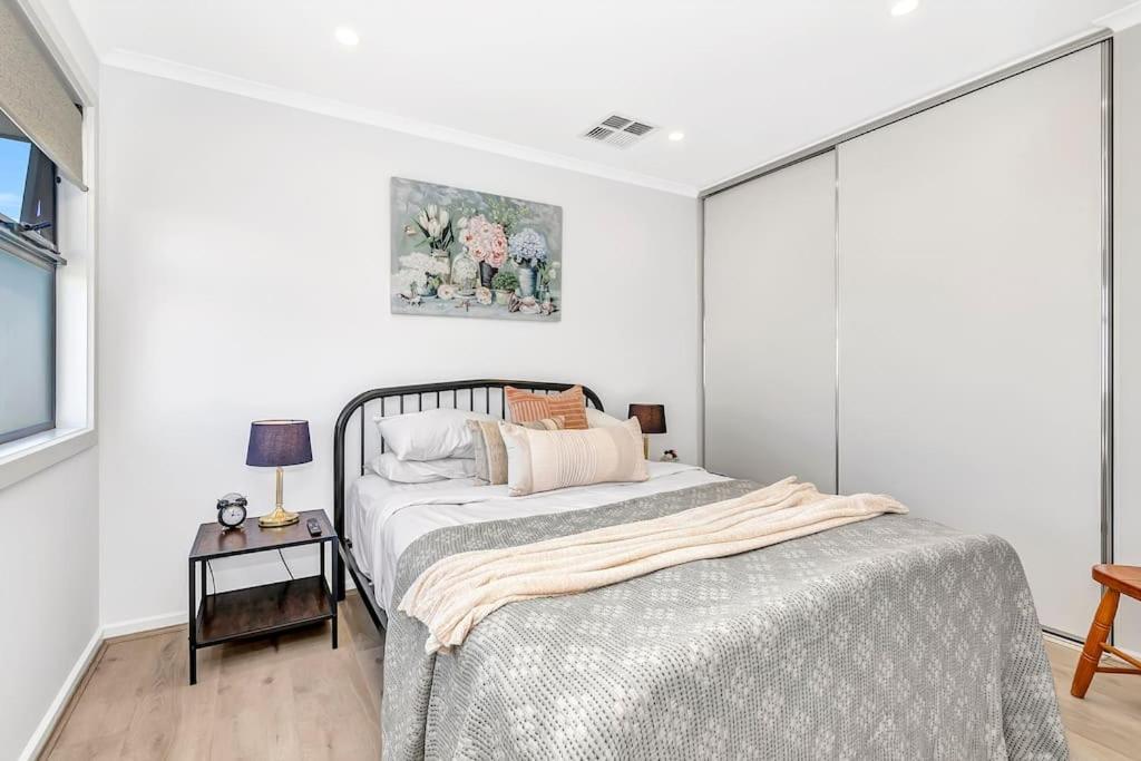 'waurra' A Cosy Moana Getaway