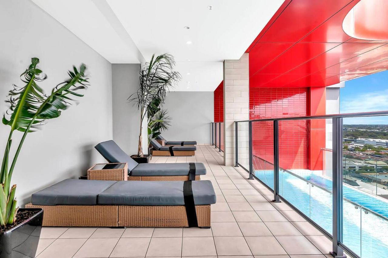 'adelaide Azure' Scenic Cbd Living With Rooftop Pool Apartamento Adelaide