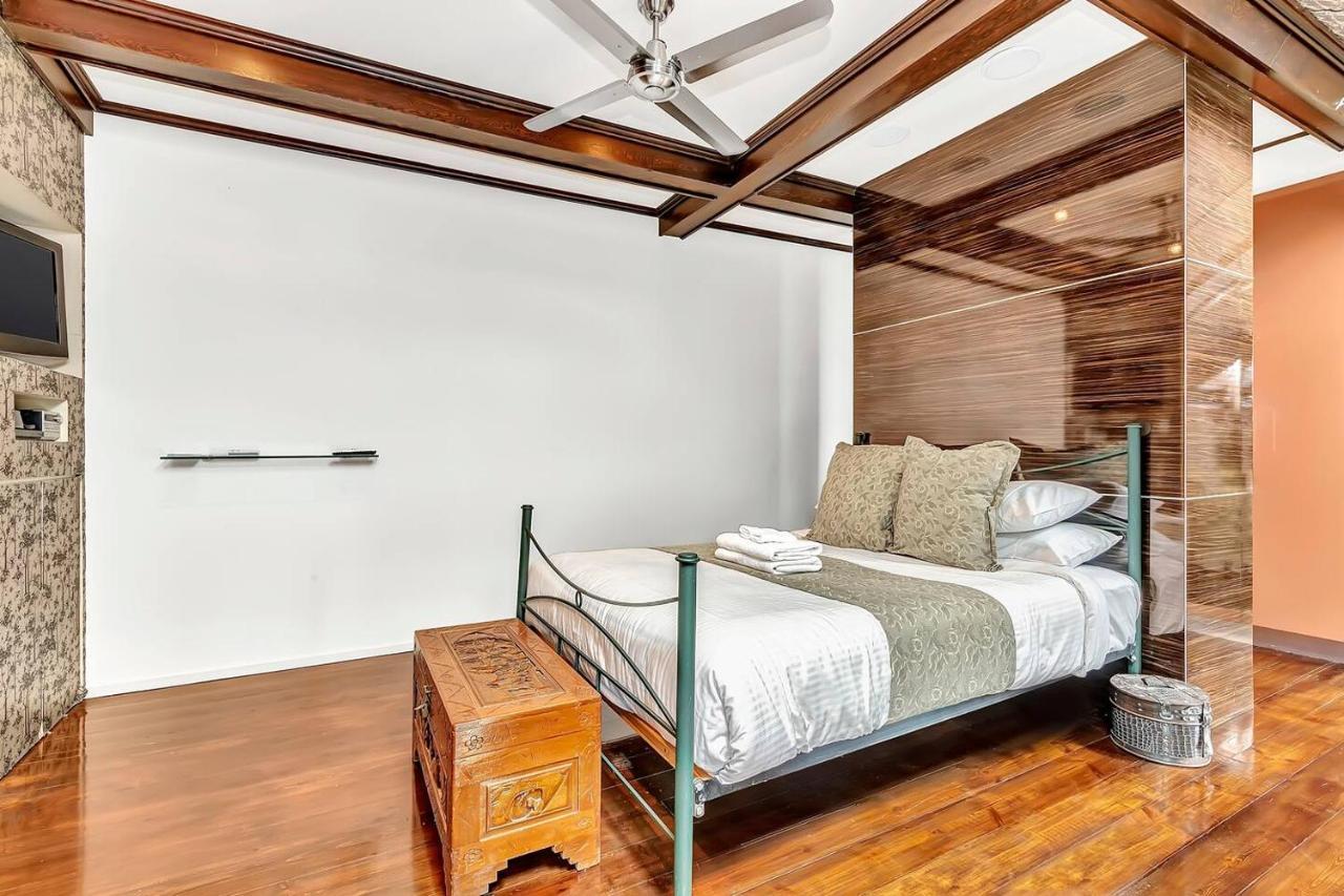 Parish Court - A Unique Contemporary Conversion *