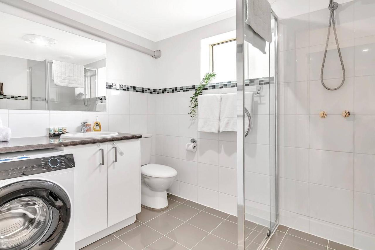 Life Meets Urban Style At Kent Town Gem Apartment Adelaide