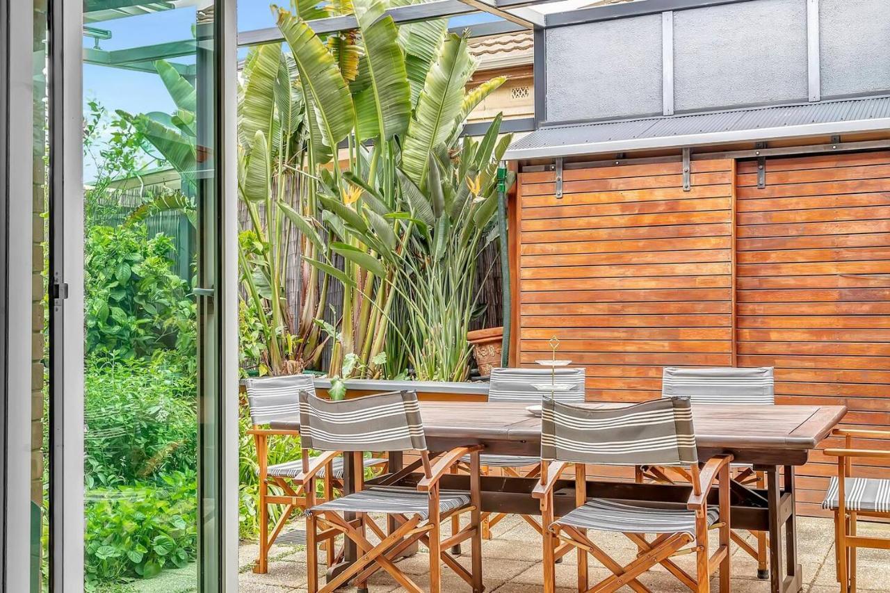 Parish Court - A Unique Contemporary Conversion * Adelaide